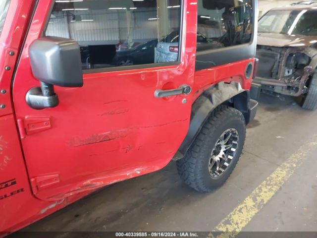 Photo 5 VIN: 1C4AJWAG1GL242160 - JEEP WRANGLER 