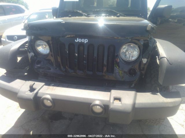 Photo 5 VIN: 1C4AJWAG1GL324373 - JEEP WRANGLER 