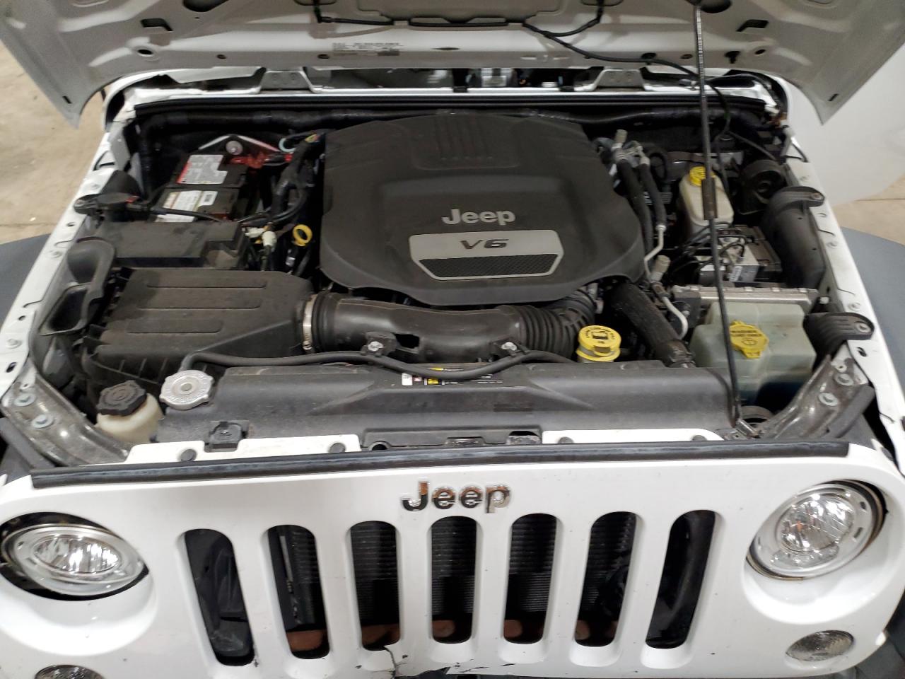 Photo 10 VIN: 1C4AJWAG1HL532383 - JEEP WRANGLER 