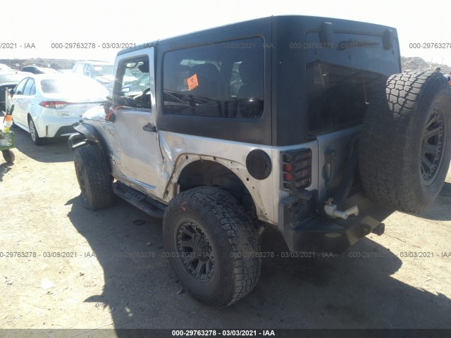 Photo 2 VIN: 1C4AJWAG2CL100958 - JEEP WRANGLER 