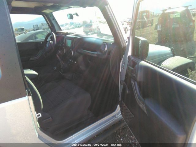 Photo 4 VIN: 1C4AJWAG2CL190080 - JEEP WRANGLER 