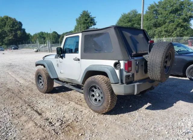 Photo 2 VIN: 1C4AJWAG2CL268521 - JEEP WRANGLER 