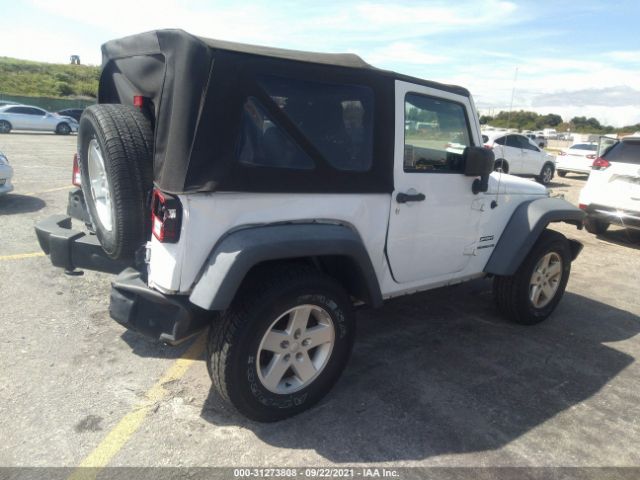 Photo 3 VIN: 1C4AJWAG2DL648685 - JEEP WRANGLER 