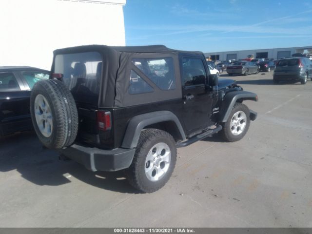 Photo 3 VIN: 1C4AJWAG2DL657922 - JEEP WRANGLER 