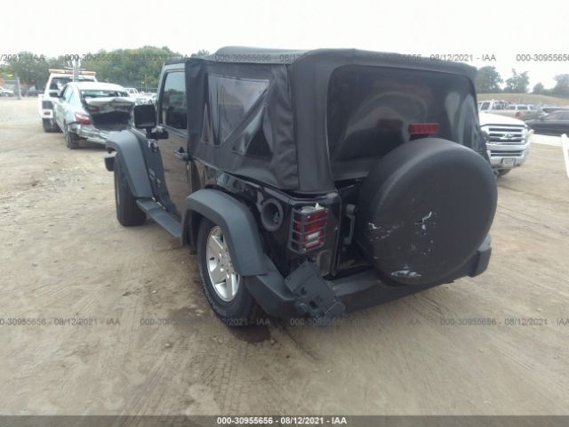 Photo 2 VIN: 1C4AJWAG2DL701580 - JEEP WRANGLER 