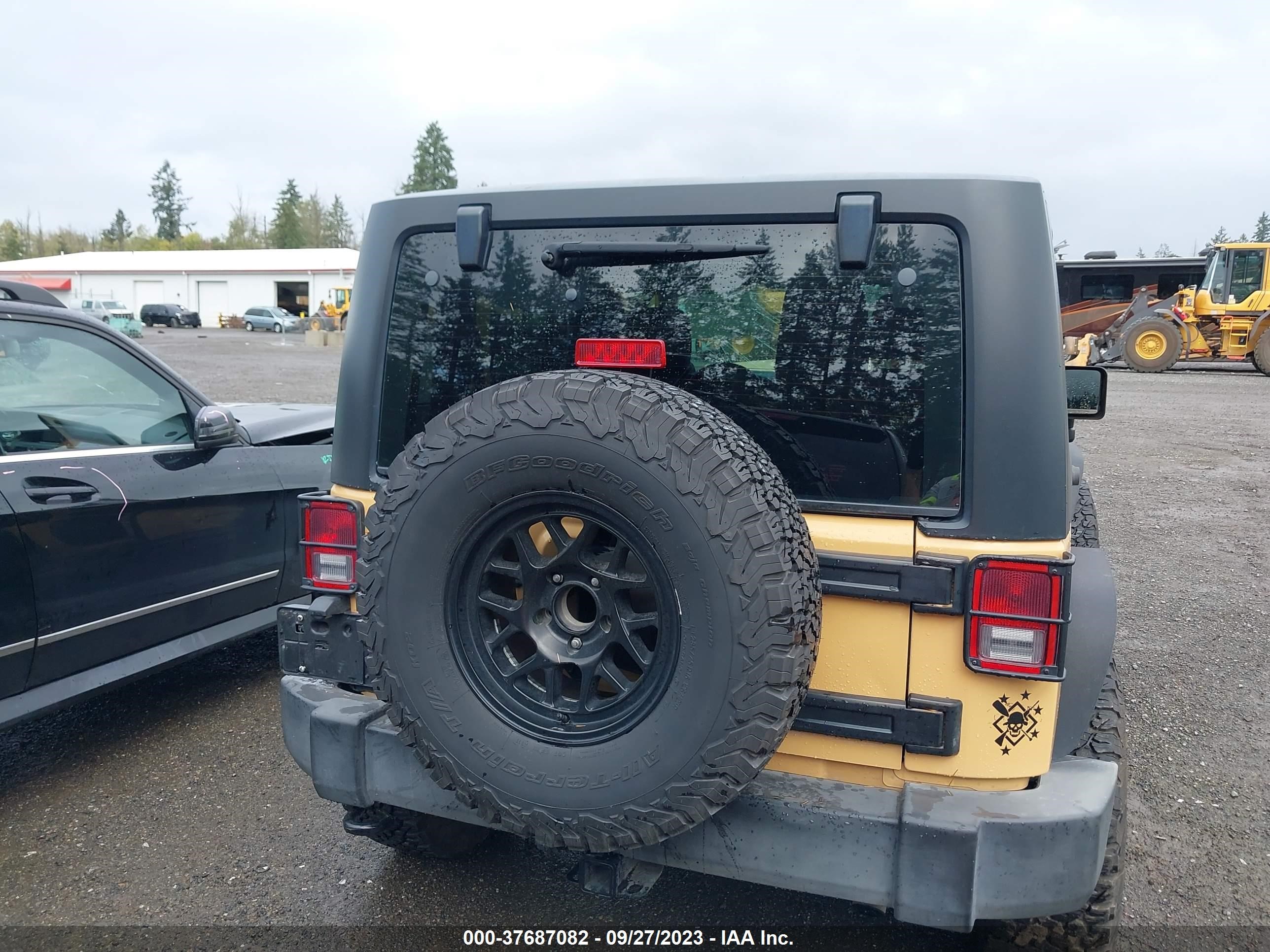 Photo 15 VIN: 1C4AJWAG2EL176263 - JEEP WRANGLER 