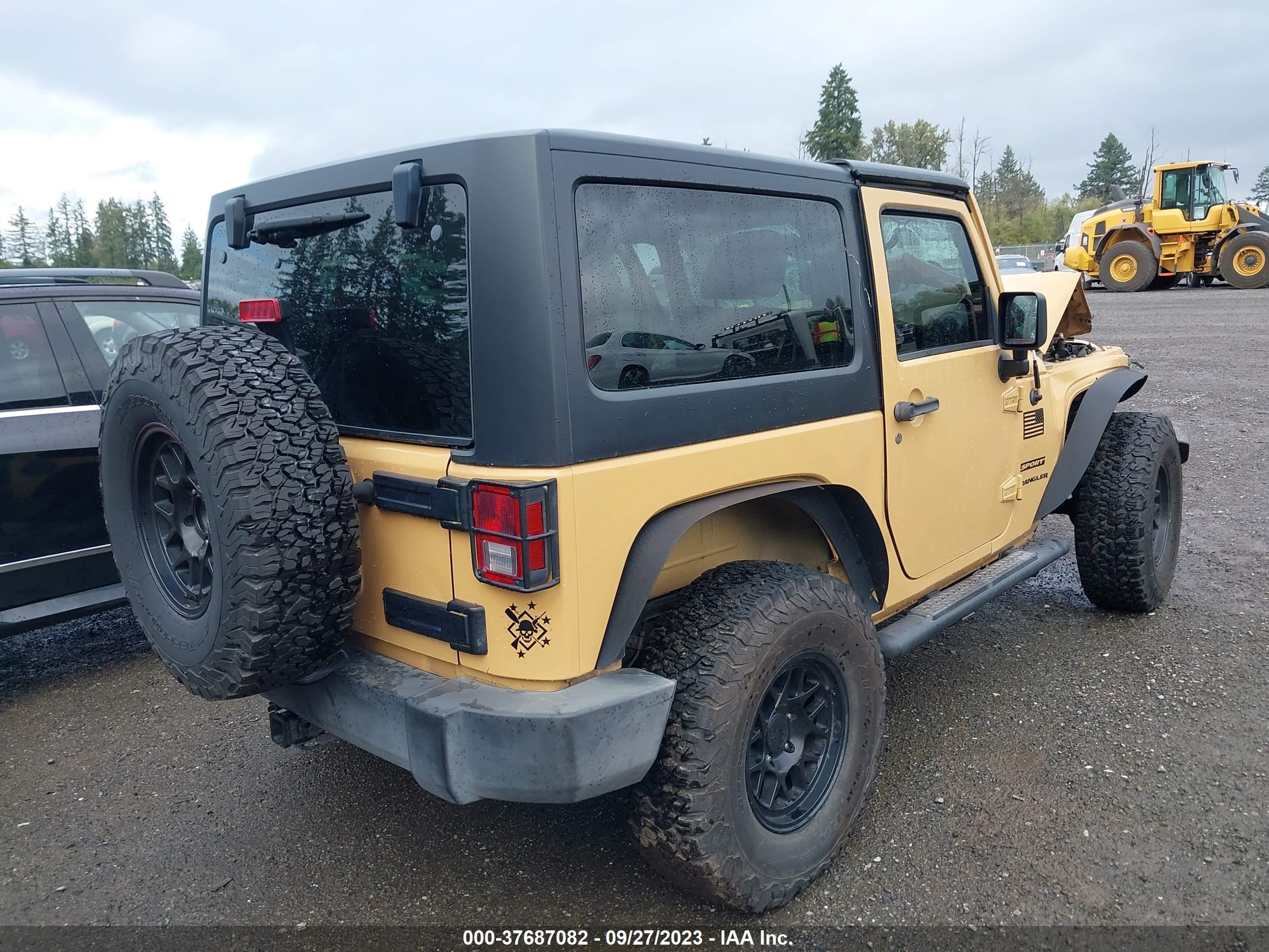 Photo 3 VIN: 1C4AJWAG2EL176263 - JEEP WRANGLER 