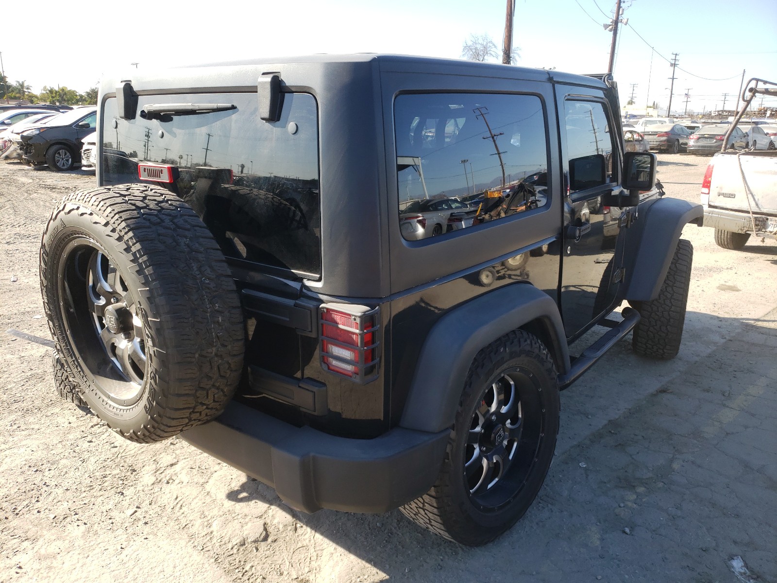 Photo 3 VIN: 1C4AJWAG2EL269316 - JEEP WRANGLER S 