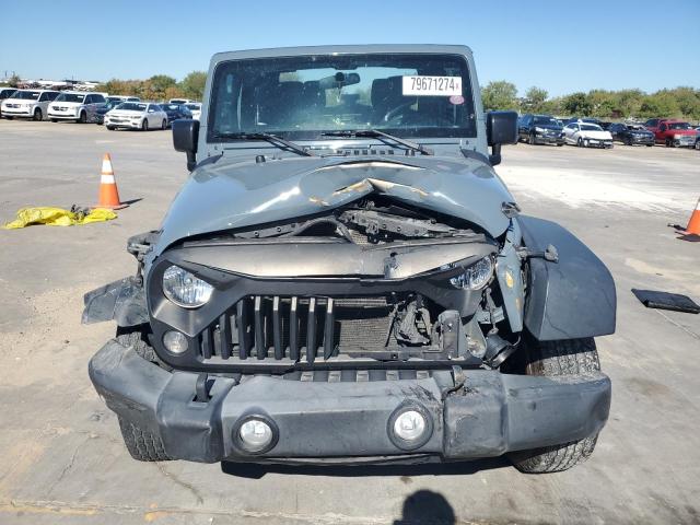 Photo 4 VIN: 1C4AJWAG2FL719869 - JEEP WRANGLER S 