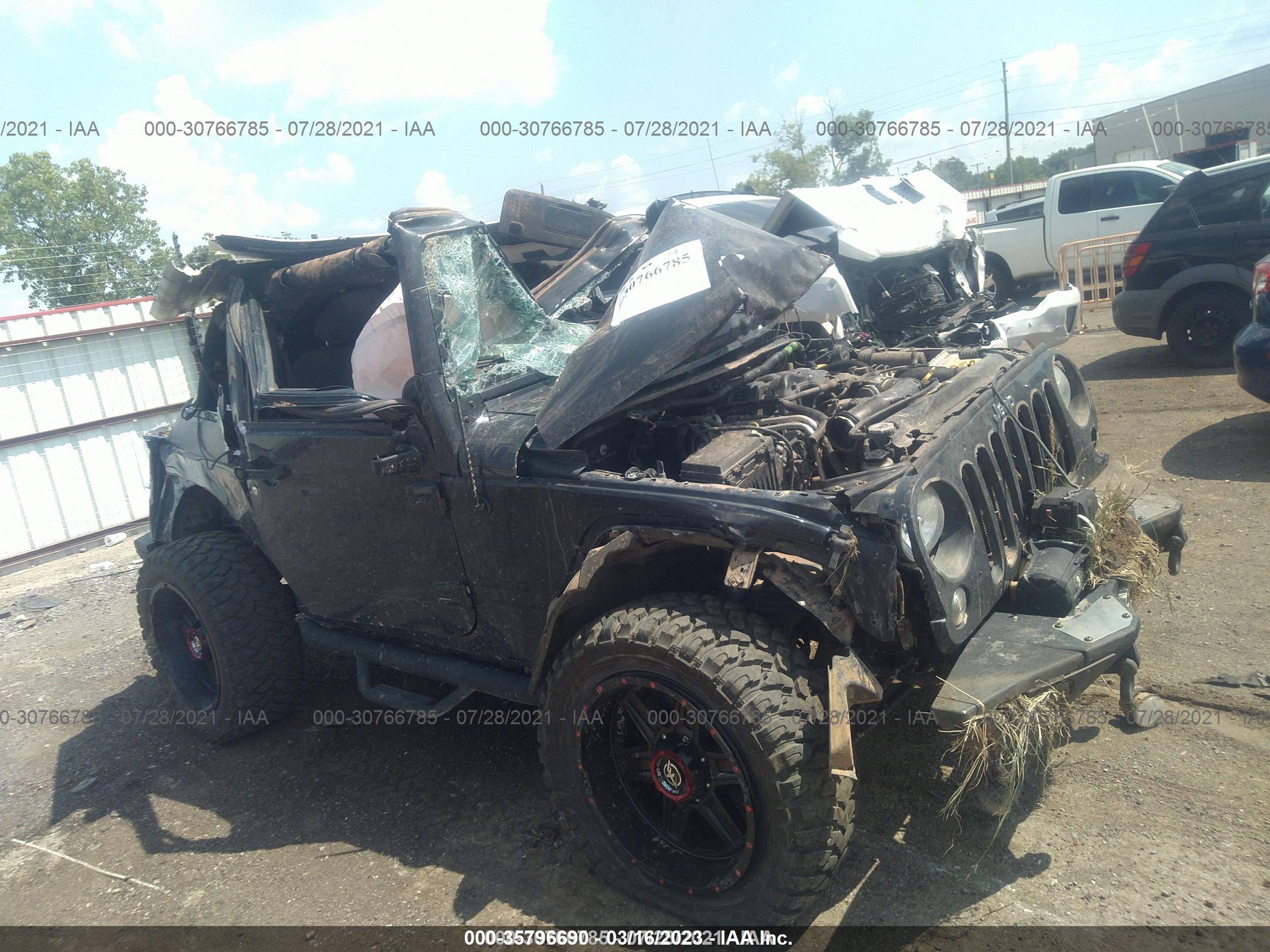 Photo 0 VIN: 1C4AJWAG2GL207272 - JEEP WRANGLER 