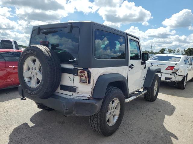 Photo 3 VIN: 1C4AJWAG2GL349038 - JEEP WRANGLER S 