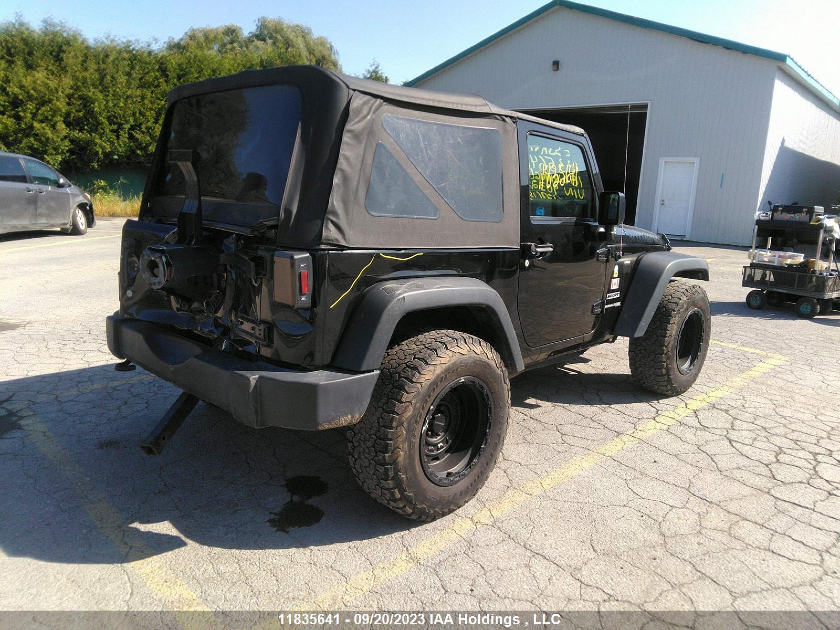 Photo 3 VIN: 1C4AJWAG2JL903296 - JEEP WRANGLER 