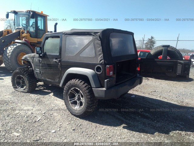 Photo 2 VIN: 1C4AJWAG3CL137954 - JEEP WRANGLER 