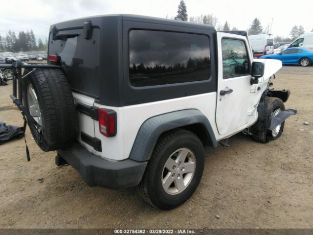 Photo 3 VIN: 1C4AJWAG3CL214080 - JEEP WRANGLER 