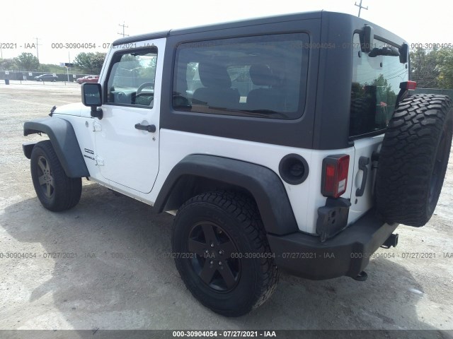 Photo 2 VIN: 1C4AJWAG3CL239190 - JEEP WRANGLER 