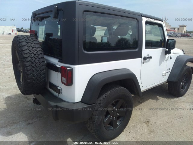 Photo 3 VIN: 1C4AJWAG3CL239190 - JEEP WRANGLER 