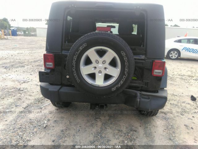 Photo 5 VIN: 1C4AJWAG3DL675474 - JEEP WRANGLER 