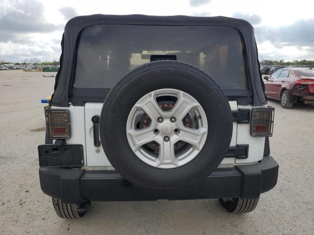 Photo 5 VIN: 1C4AJWAG3EL304798 - JEEP WRANGLER S 