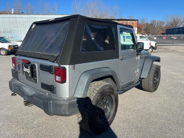 Photo 2 VIN: 1C4AJWAG3FL714115 - JEEP WRANGLER S 