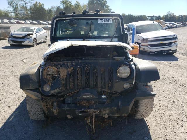 Photo 4 VIN: 1C4AJWAG3HL530845 - JEEP WRANGLER S 