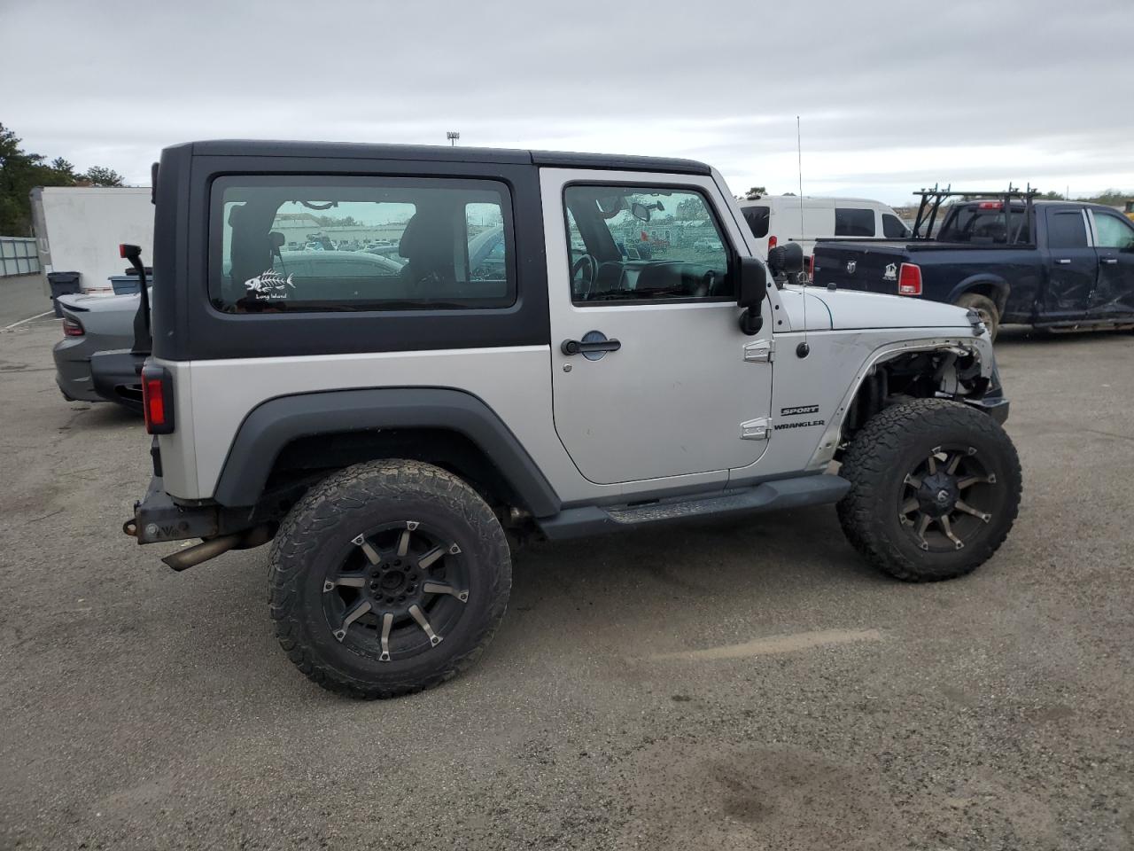 Photo 2 VIN: 1C4AJWAG4CL149692 - JEEP WRANGLER 