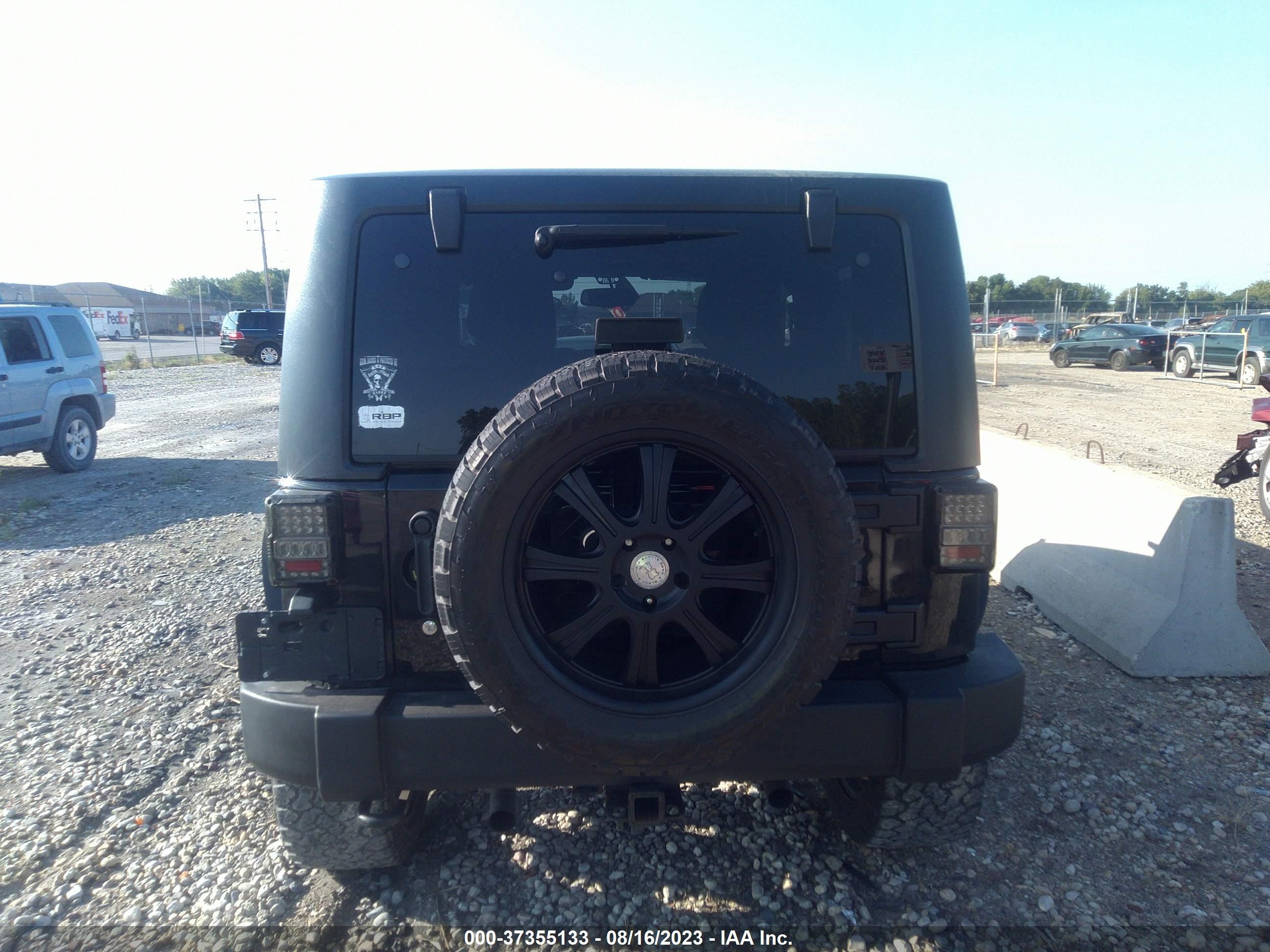 Photo 16 VIN: 1C4AJWAG4DL579790 - JEEP WRANGLER 