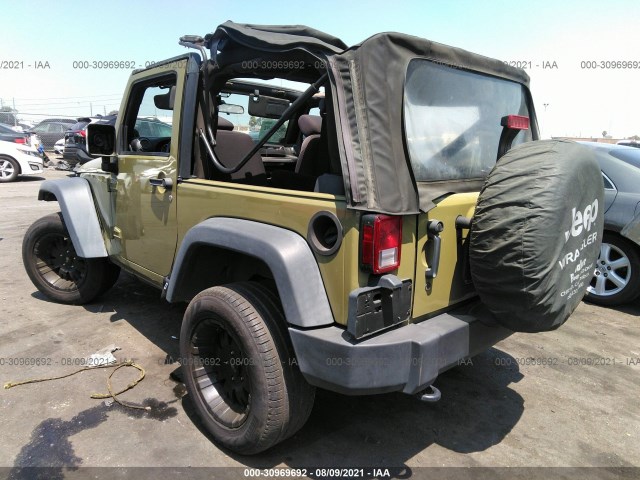 Photo 2 VIN: 1C4AJWAG4DL671482 - JEEP WRANGLER 