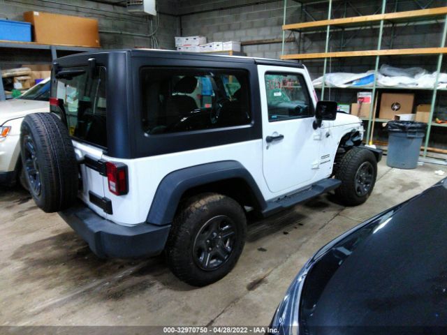 Photo 3 VIN: 1C4AJWAG4EL120972 - JEEP WRANGLER 