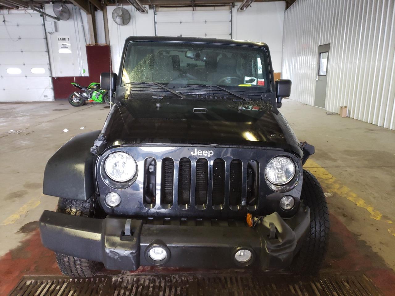 Photo 4 VIN: 1C4AJWAG4FL576889 - JEEP WRANGLER 