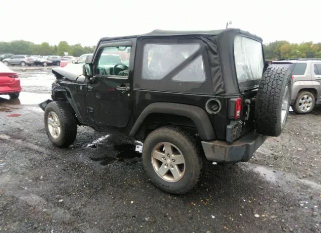 Photo 2 VIN: 1C4AJWAG4FL738486 - JEEP WRANGLER 