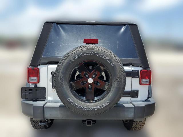 Photo 5 VIN: 1C4AJWAG4HL512810 - JEEP WRANGLER 