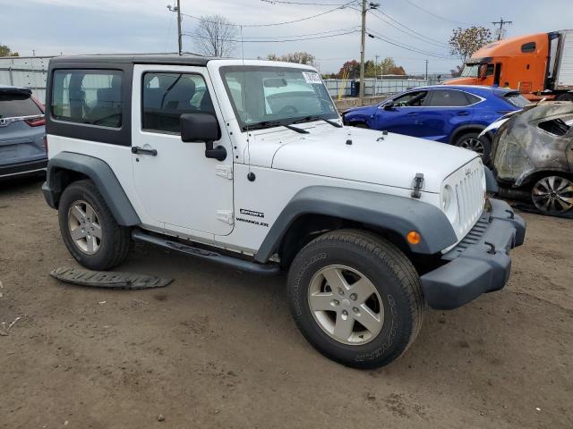 Photo 3 VIN: 1C4AJWAG5CL210760 - JEEP WRANGLER 