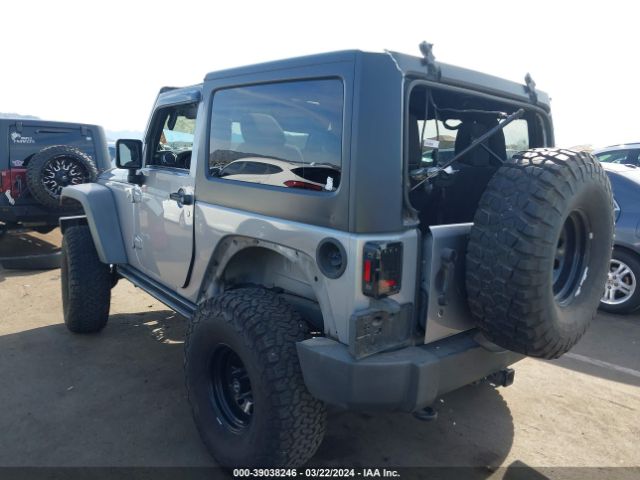 Photo 2 VIN: 1C4AJWAG5DL556728 - JEEP WRANGLER 