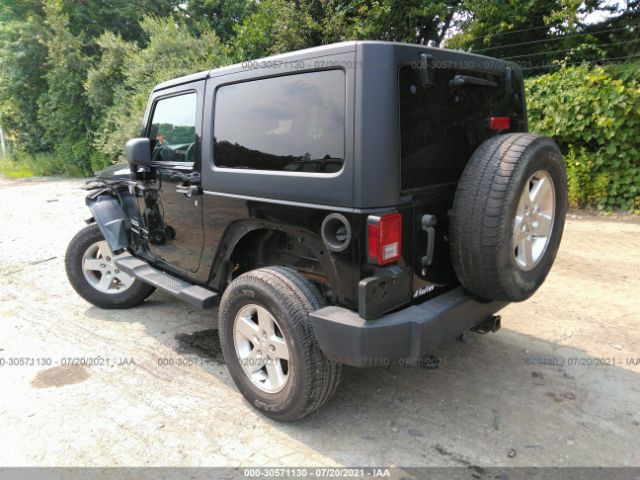 Photo 2 VIN: 1C4AJWAG5DL653878 - JEEP WRANGLER 