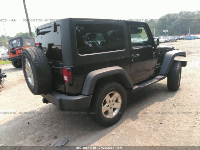 Photo 3 VIN: 1C4AJWAG5DL653878 - JEEP WRANGLER 