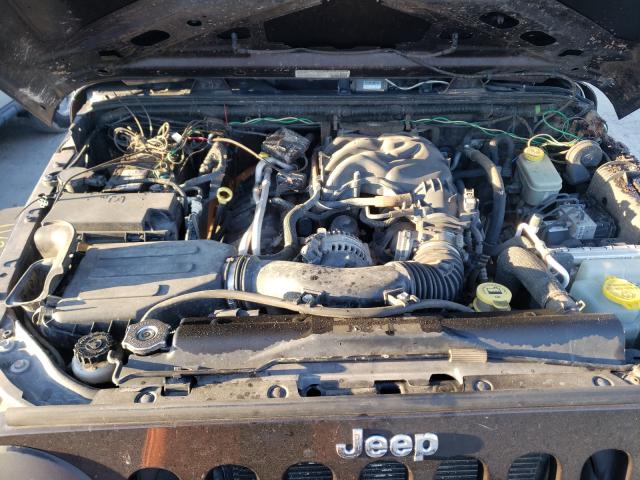 Photo 6 VIN: 1C4AJWAG5DL689621 - JEEP WRANGLER S 