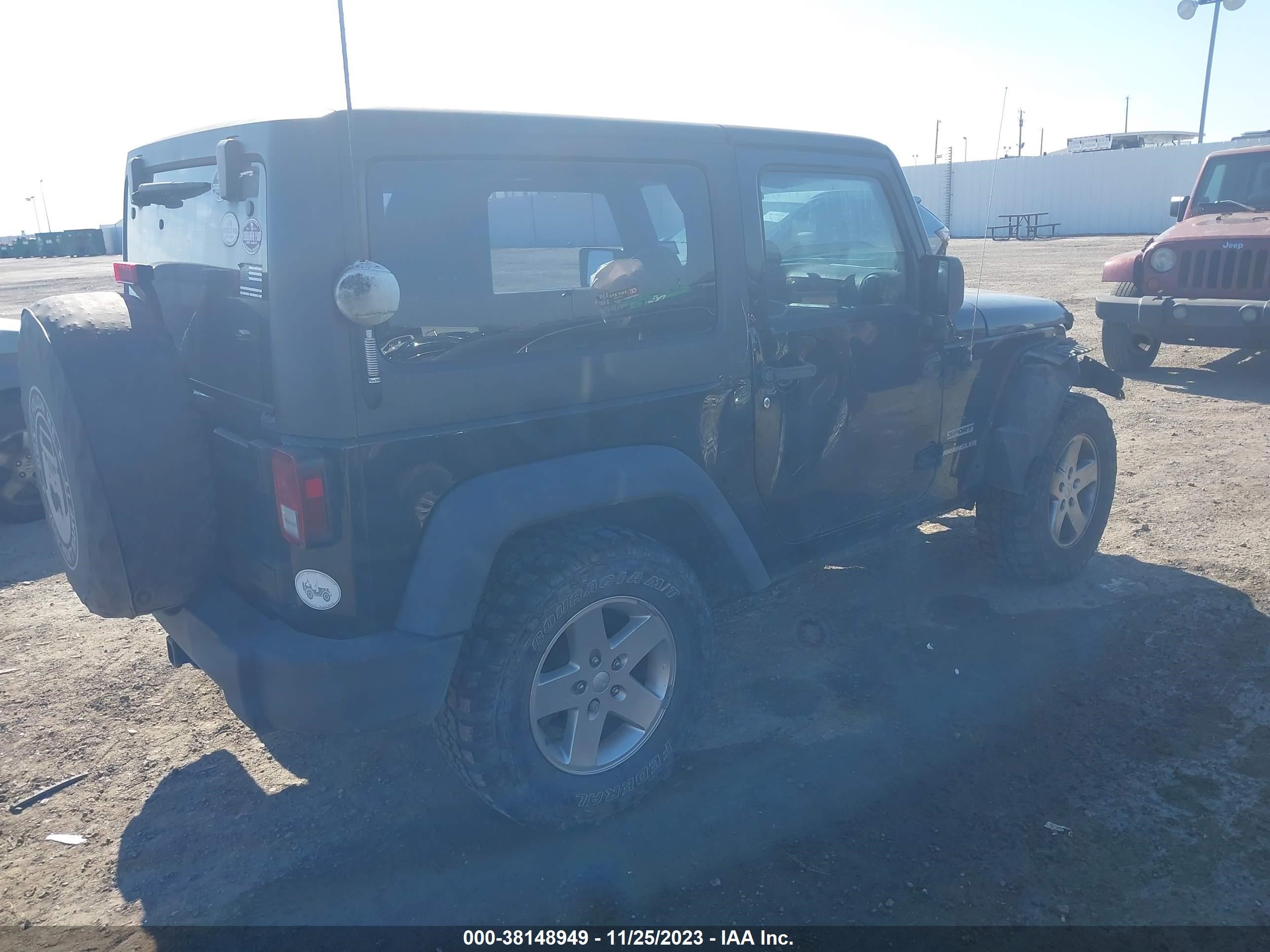 Photo 3 VIN: 1C4AJWAG5EL192618 - JEEP WRANGLER 