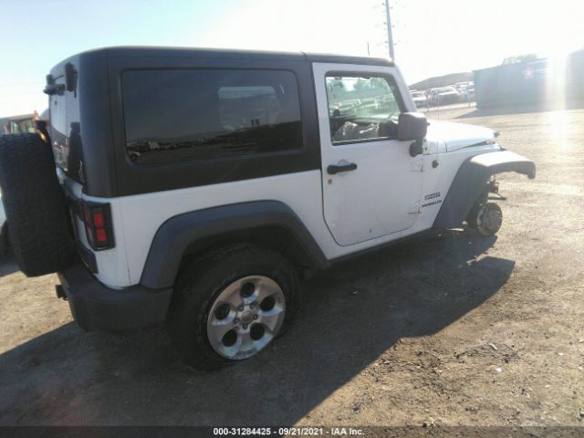 Photo 3 VIN: 1C4AJWAG5FL513459 - JEEP WRANGLER 