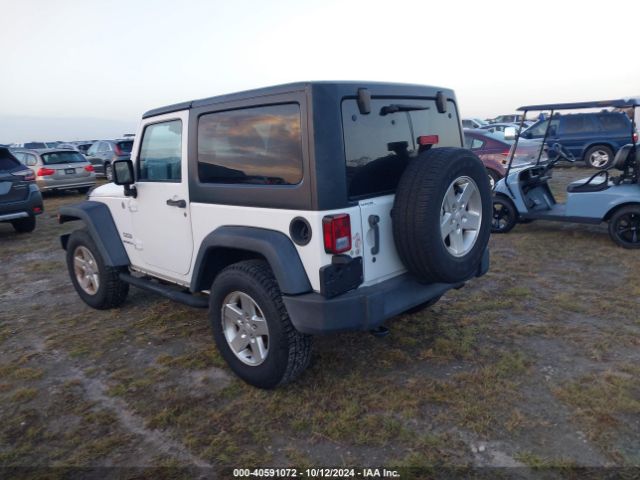 Photo 2 VIN: 1C4AJWAG5FL577274 - JEEP WRANGLER 