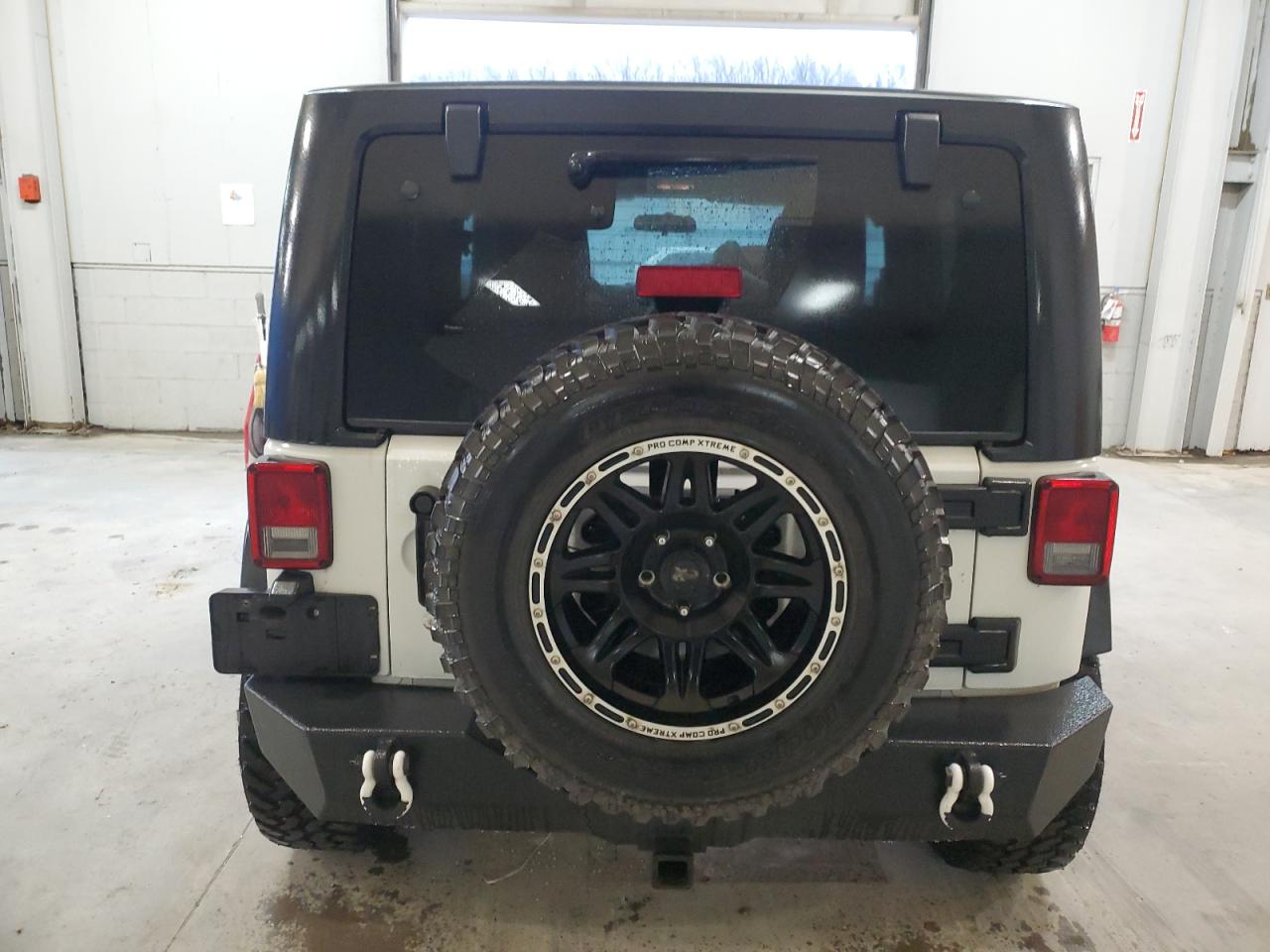 Photo 5 VIN: 1C4AJWAG5FL640406 - JEEP WRANGLER 