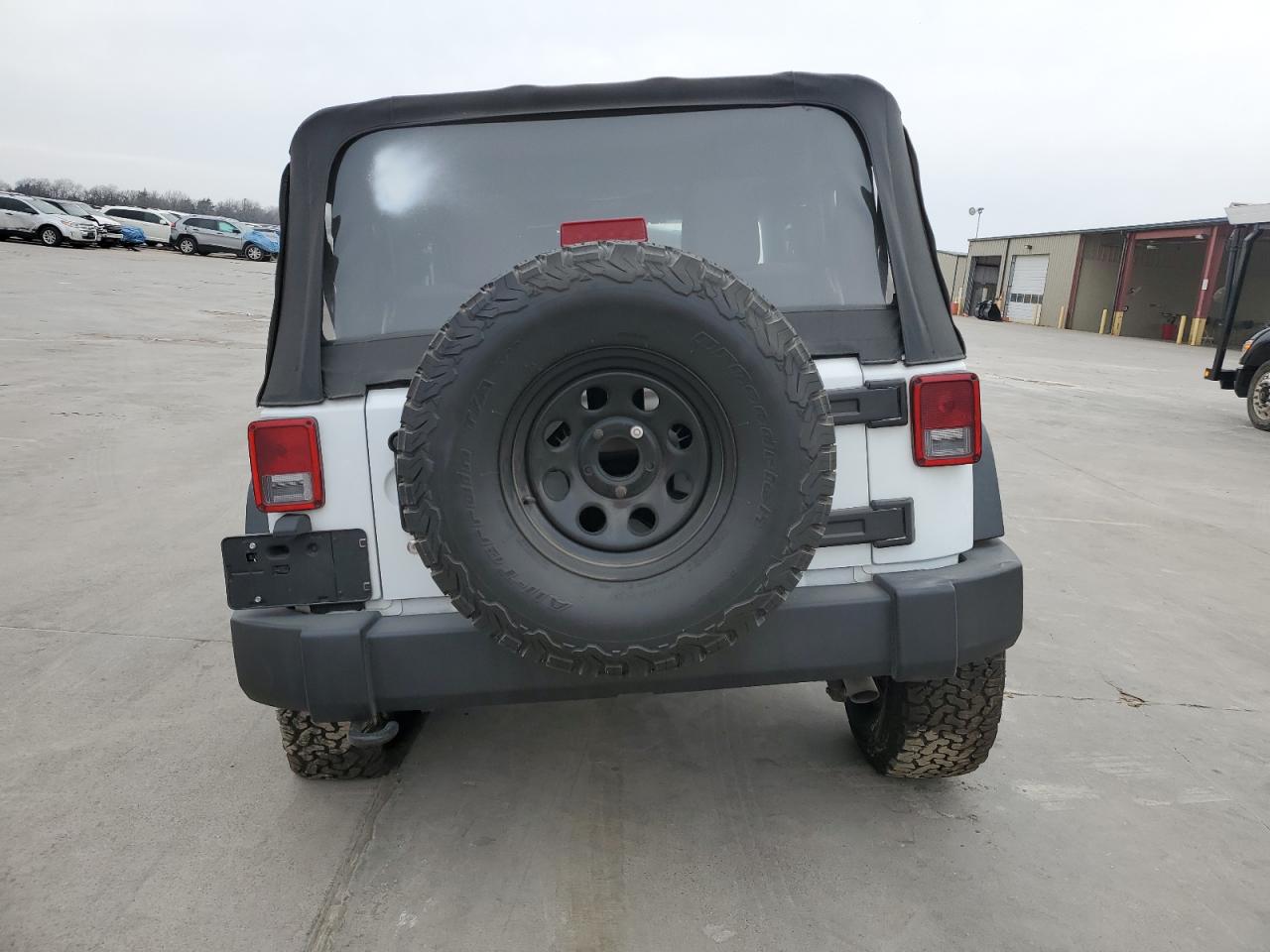 Photo 5 VIN: 1C4AJWAG5HL642210 - JEEP WRANGLER 