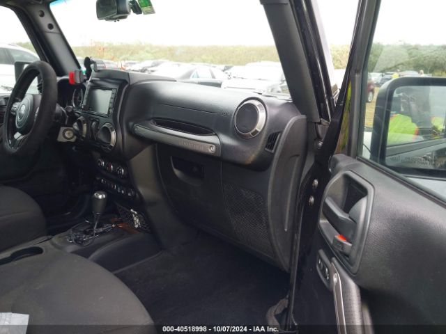 Photo 4 VIN: 1C4AJWAG5JL854370 - JEEP WRANGLER JK 