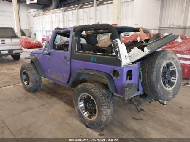 Photo 2 VIN: 1C4AJWAG6DL560917 - JEEP WRANGLER 