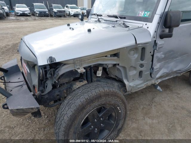 Photo 5 VIN: 1C4AJWAG6DL643716 - JEEP WRANGLER 