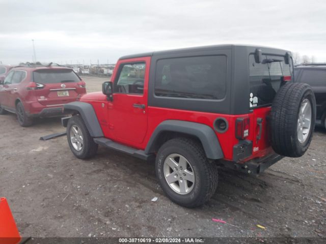 Photo 2 VIN: 1C4AJWAG6FL580944 - JEEP WRANGLER 