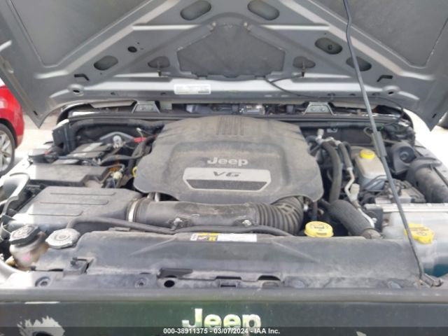 Photo 9 VIN: 1C4AJWAG6FL760327 - JEEP WRANGLER 