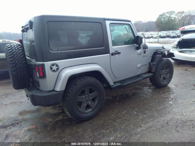 Photo 3 VIN: 1C4AJWAG6GL199337 - JEEP WRANGLER 