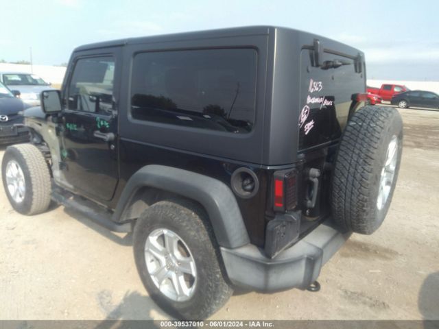 Photo 2 VIN: 1C4AJWAG6GL332985 - JEEP WRANGLER 