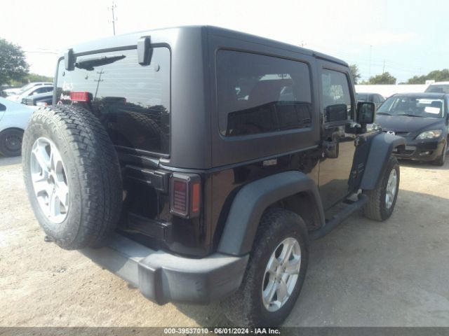 Photo 3 VIN: 1C4AJWAG6GL332985 - JEEP WRANGLER 