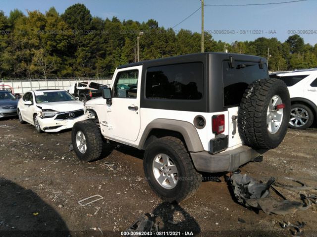 Photo 2 VIN: 1C4AJWAG7CL112393 - JEEP WRANGLER 